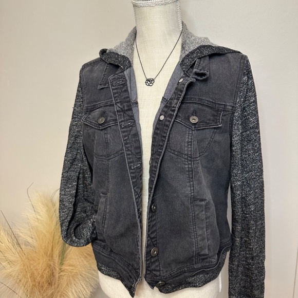 Black Jean/Sweatshirt Jacket - Picture 3 of 5